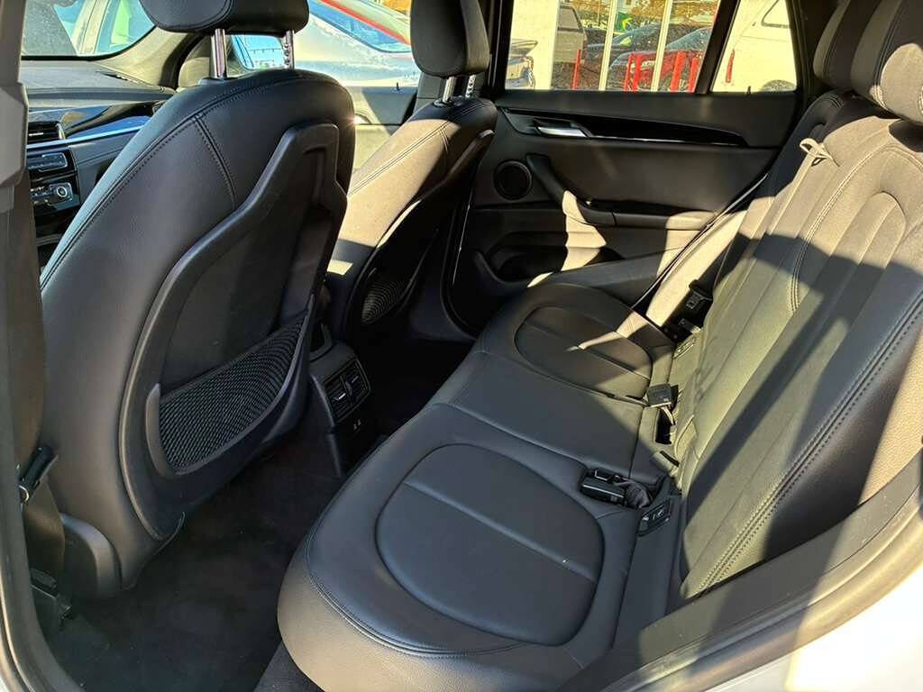 Used 2020 BMW X1 sDrive28i w/ Convenience Package FWD image 3