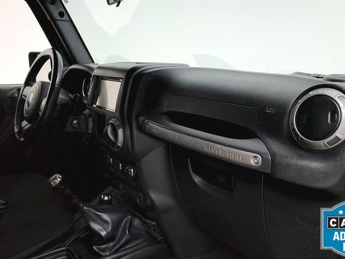 Used 2017 Jeep Wrangler Unlimited Sport w/ Connectivity Group image 20