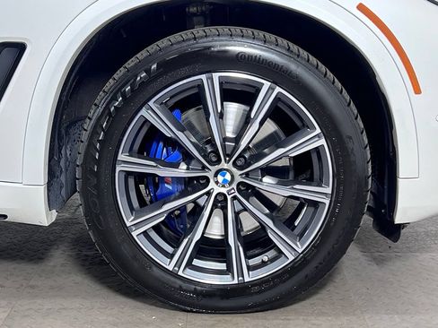 Used 2021 BMW X5 xDrive40i w/ M Sport Package AWD/4WD image 13