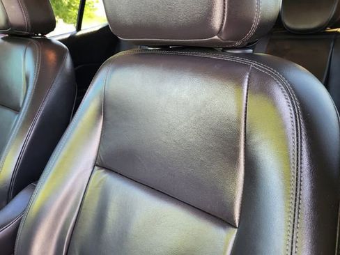 Used 2020 Buick Encore Essence FWD image 16