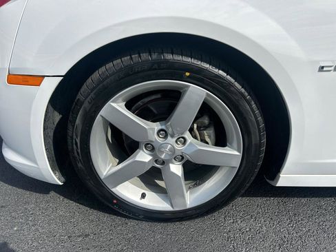 Used 2015 Chevrolet Camaro LT RWD image 9