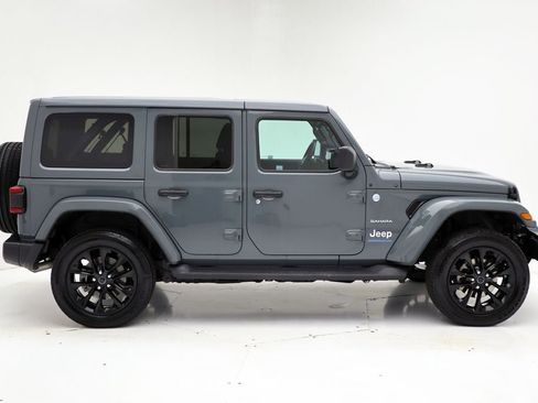Used 2024 Jeep Wrangler Unlimited Sahara w/ Technology Group image 3