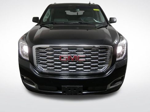 Used 2018 GMC Yukon XL Denali w/ Denali Ultimate Package AWD/4WD image 10