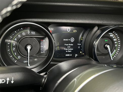 Used 2022 Jeep Wrangler Unlimited Sahara w/ Cold Weather Group image 23