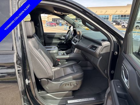 Used 2024 Chevrolet Suburban RST image 14