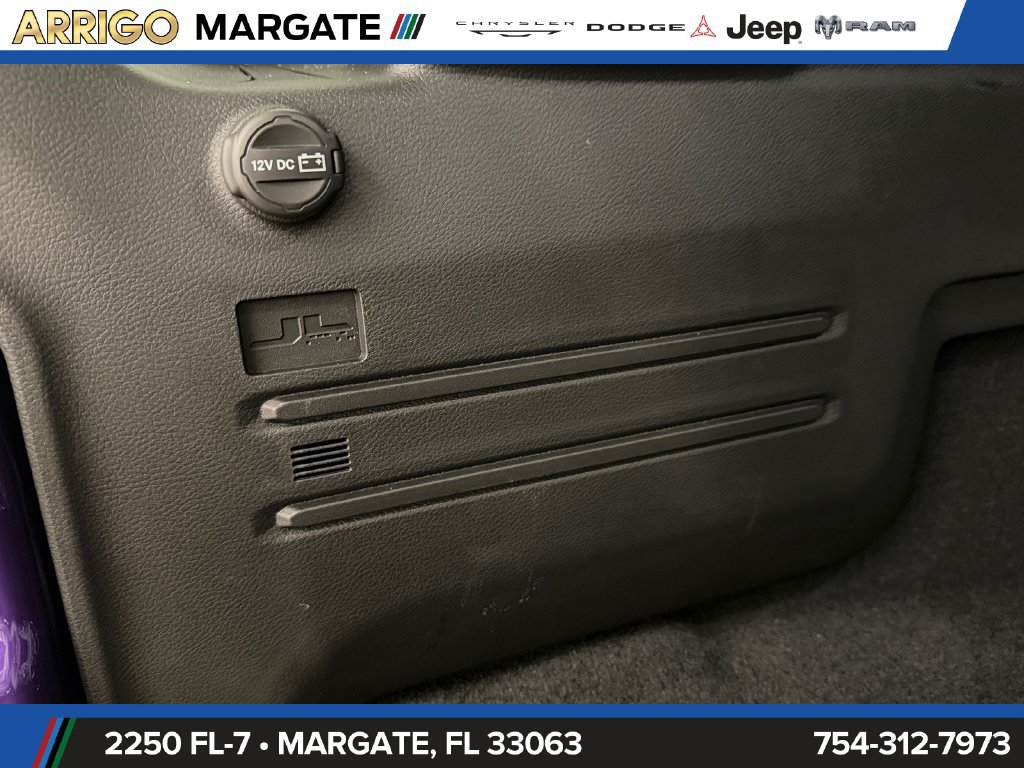 Used 2026 Jeep Wrangler Unlimited Rubicon 392 w/ Quick Order Package 27X Moab AWD/4WD image 16