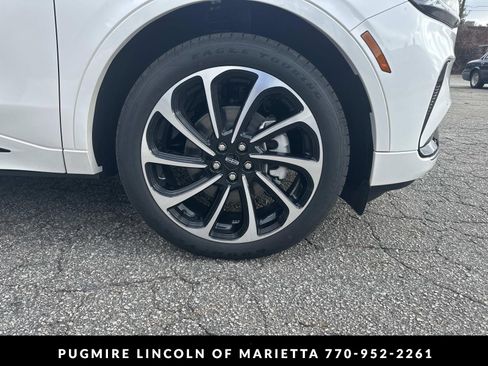 New 2026 Lincoln Nautilus Black Label AWD/4WD image 31