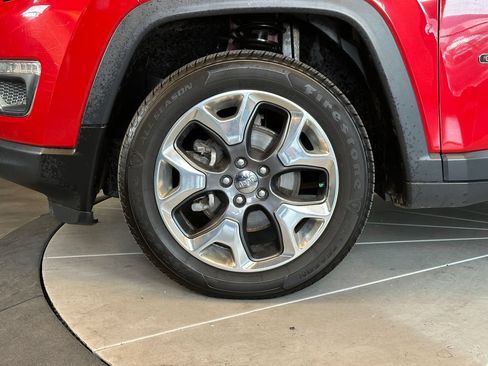 Used 2019 Jeep Compass Limited AWD/4WD image 25