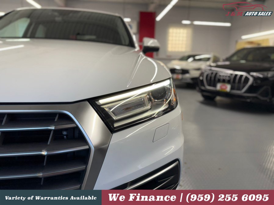 Used 2019 Audi Q5 2.0T Premium AWD/4WD image 4