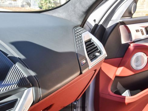 Used 2024 BMW XM w/ M Driver's Package image 27