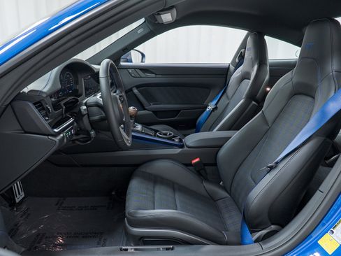 Used 2026 Porsche 911 Carrera T image 18