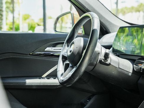 Used 2023 BMW X1 xDrive28i AWD/4WD image 32