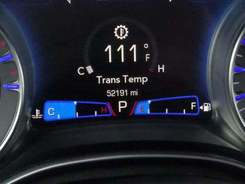 Used 2022 Chrysler 300 Touring w/ Sport Appearance Package RWD image 21