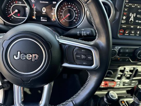 Used 2020 Jeep Gladiator Rubicon image 30