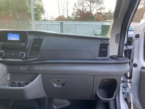 Used 2024 Ford Transit 250 Low Roof w/ Exterior Upgrade Package image 27