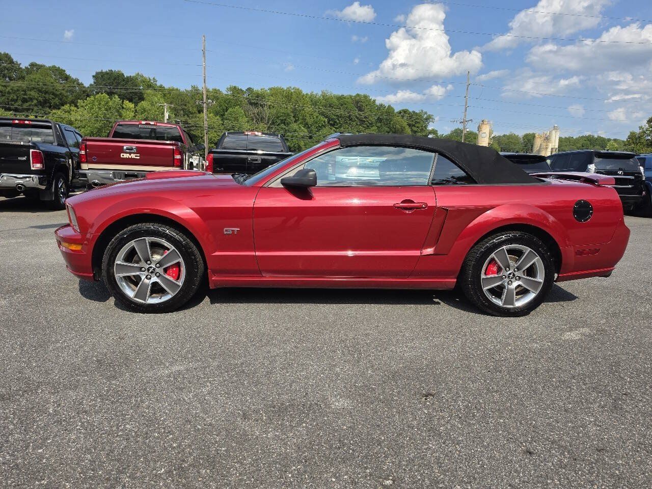 Used 2008 Ford Mustang GT RWD image 4