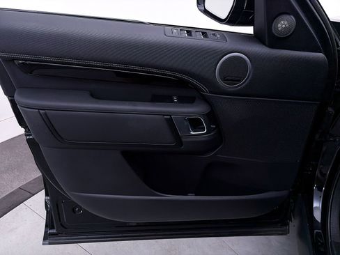 Used 2023 Land Rover Discovery S R-Dynamic AWD/4WD image 18