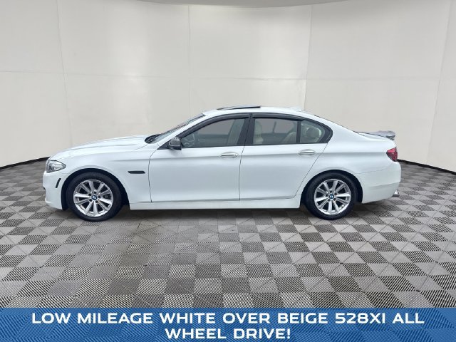 Used 2014 BMW 528i xDrive Sedan AWD/4WD image 3