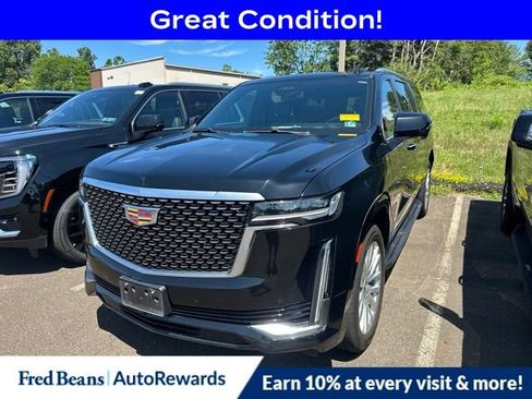 Used 2024 Cadillac Escalade ESV Luxury AWD/4WD image 3