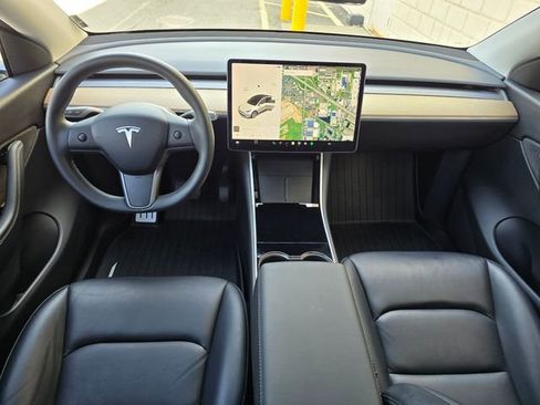 Used 2020 Tesla Model Y Performance AWD/4WD image 2