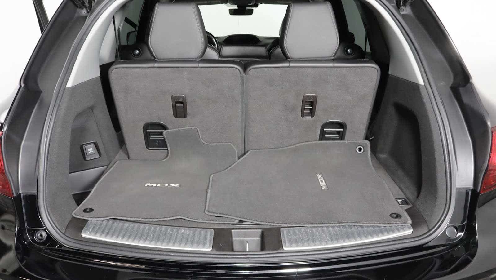 Used 2020 Acura MDX SH-AWD image 4