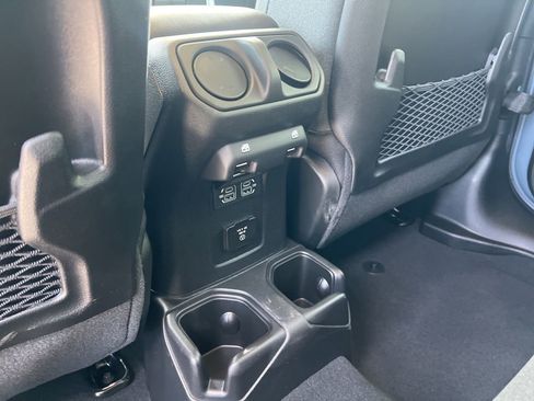 New 2026 Jeep Wrangler Unlimited Rubicon w/ Whitecap Package AWD/4WD image 18