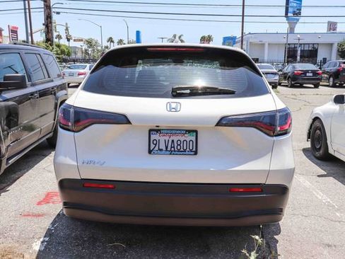 Used 2024 Honda HR-V LX image 12
