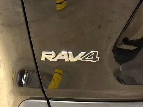 Certified 2023 Toyota RAV4 LE image 24