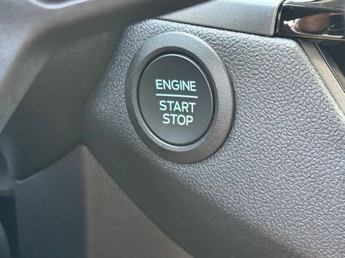 Used 2024 Ford Escape Active w/ Cold Weather Package FWD image 17