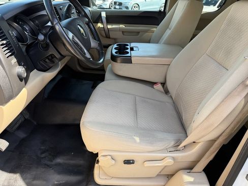 Used 2011 Chevrolet Silverado 1500 LT w/ All-Star Edition RWD image 22