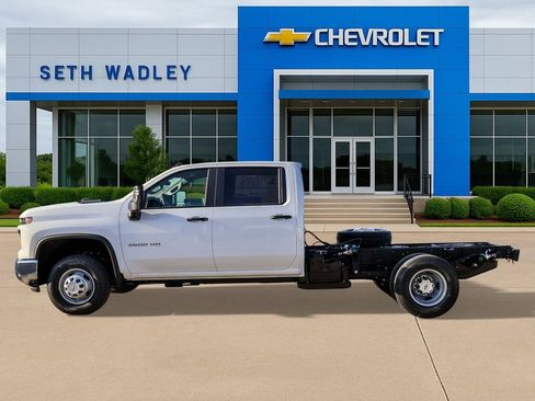 New 2026 Chevrolet Silverado 3500 W/T w/ WT Convenience Package image 4