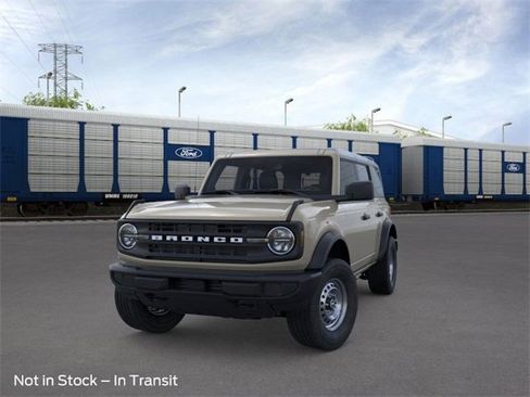 New 2025 Ford Bronco 4-Door image 2