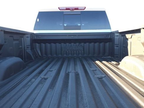 Used 2024 Chevrolet Silverado 3500 High Country w/ High Country Premium Package image 11