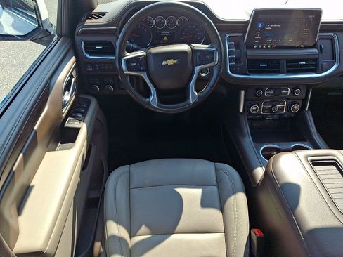 Used 2021 Chevrolet Tahoe LT w/ LT Signature Package AWD/4WD image 11