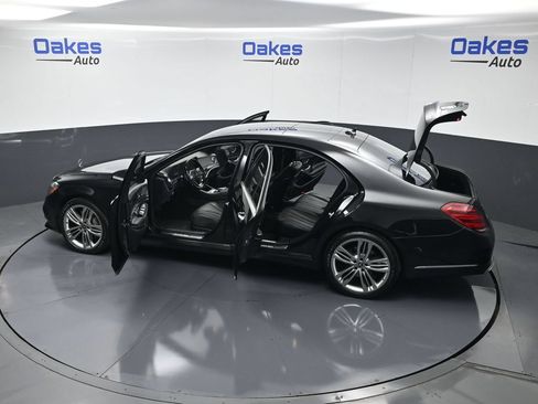 Used 2018 Mercedes-Benz S 560 4MATIC Sedan image 59