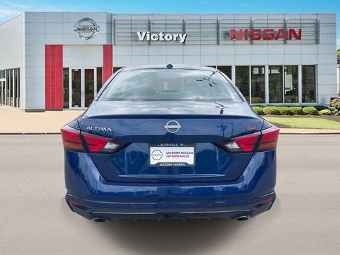 Used 2023 Nissan Altima 2.5 SR FWD image 4