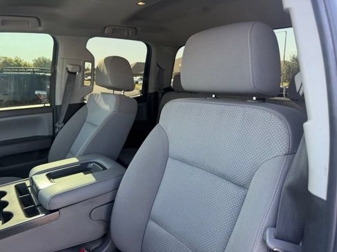 Used 2019 Chevrolet Silverado 2500 W/T AWD/4WD image 28