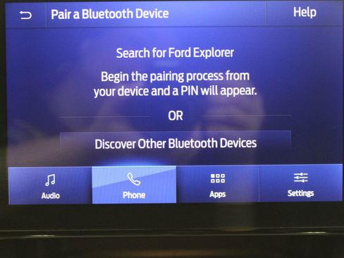 Used 2022 Ford Explorer XLT w/ Equipment Group 202A AWD/4WD image 35