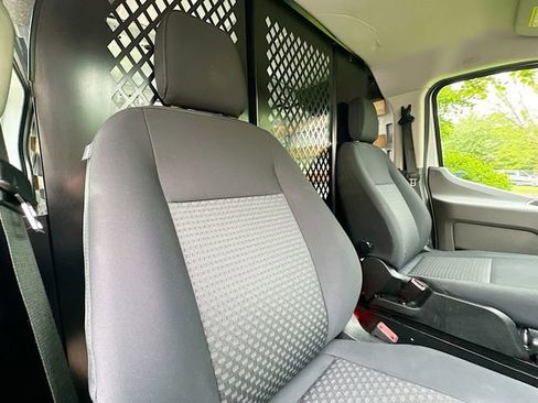 Used 2024 Ford Transit 250 Low Roof w/ Exterior Upgrade Package RWD image 28