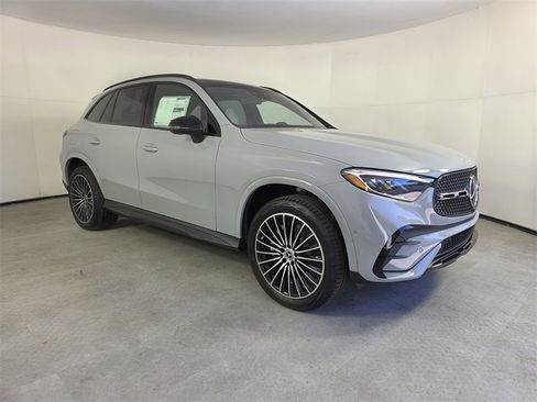 New 2026 Mercedes-Benz GLC 300 image 1