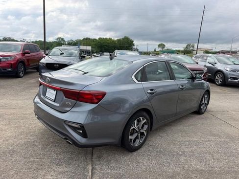Used 2019 Kia Forte EX FWD image 3