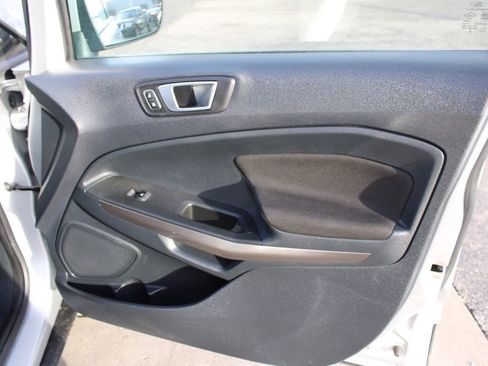 Used 2018 Ford EcoSport SE w/ SE Convenience Package image 22