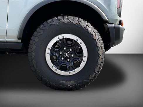 Used 2023 Ford Bronco Black Diamond AWD/4WD image 34