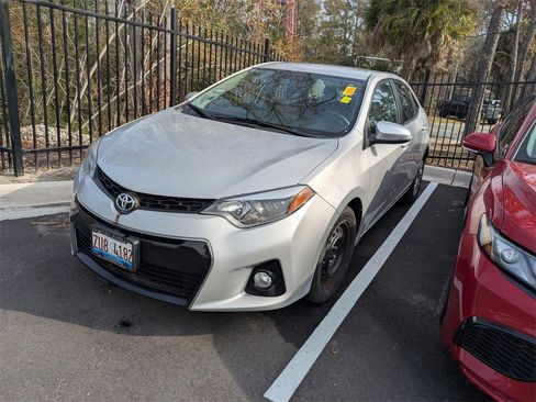 Used 2015 Toyota Corolla S image 4