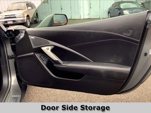 Used 2016 Chevrolet Corvette Z06 w/ 3LZ Preferred Equipment Group image 25