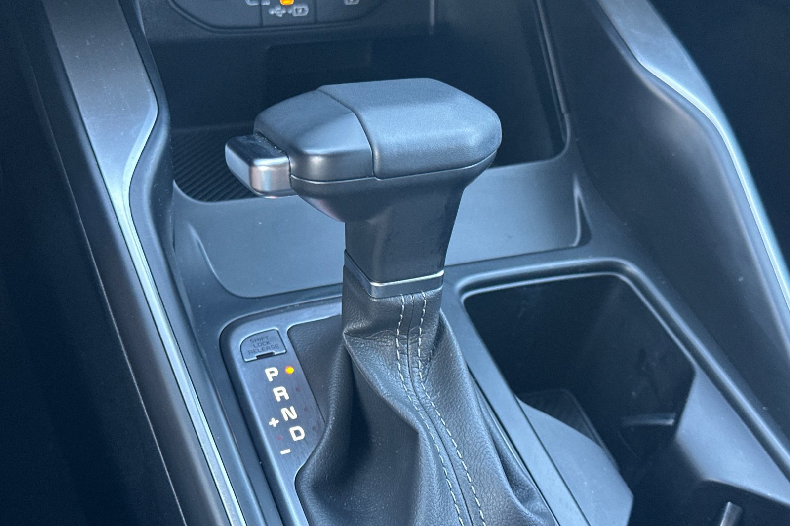 Certified 2026 Kia Sorento LX FWD image 33