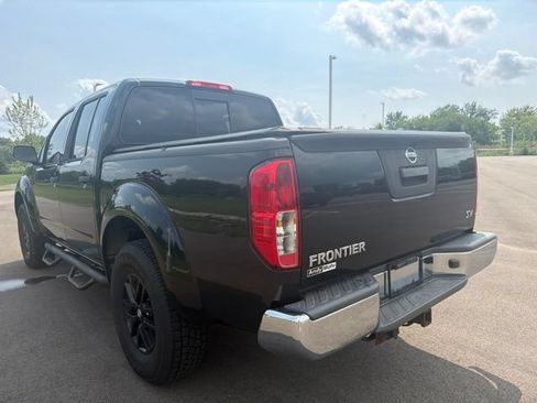 Used 2019 Nissan Frontier SV RWD image 11