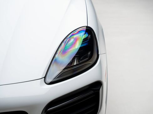 Used 2021 Porsche Cayenne GTS AWD/4WD image 11