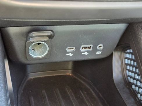 Used 2023 Chevrolet TrailBlazer LS FWD image 23