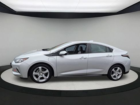 Certified 2018 Chevrolet Volt LT w/ Comfort Package FWD image 5